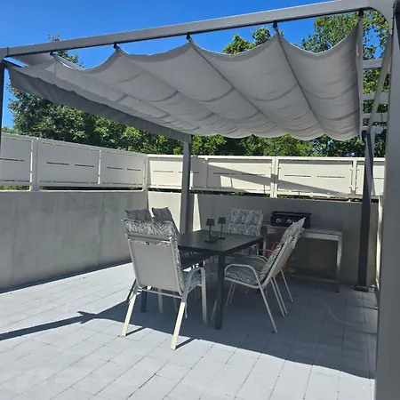 Dolce - With Pool Near Porec