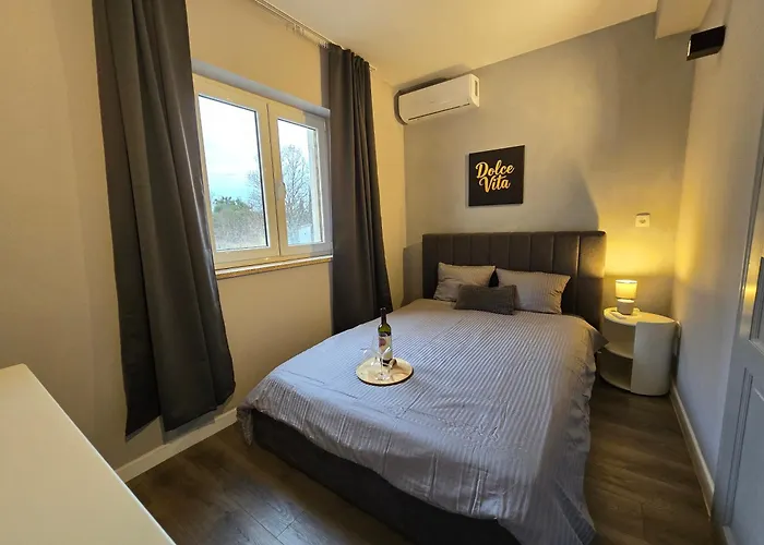 Dolce - With Pool Near Porec Nova Vas (Porec)