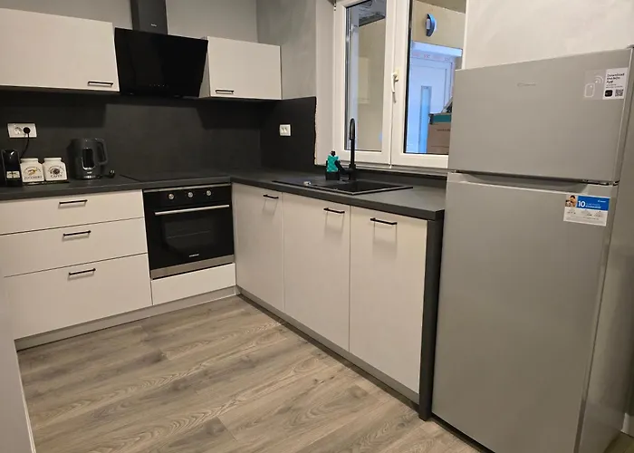 Dolce - With Pool Near Porec Apartman *