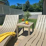 Apartmán Dolce - With Pool Near Porec *